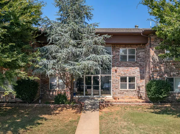 1015 E Hurd St, Edmond, OK