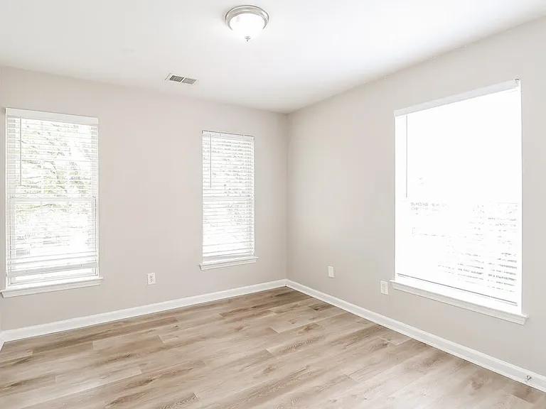 211 Winding Canyon Dr — Photo 14