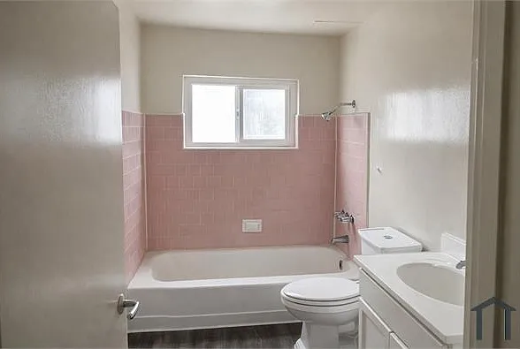 3950 Nicolet Ave #2 — Photo 4