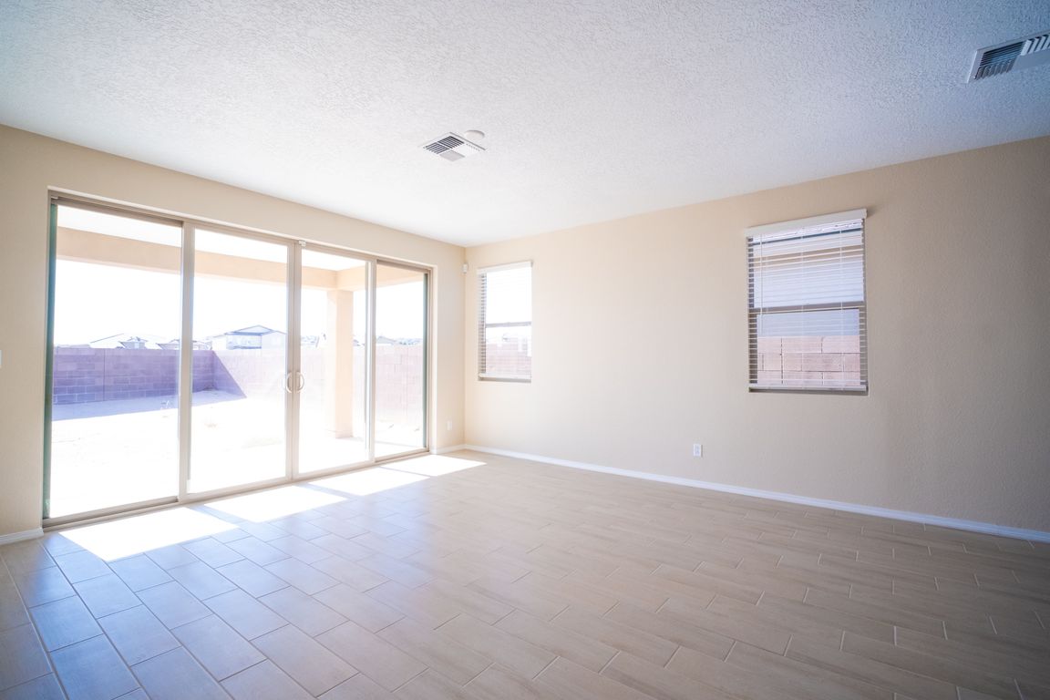 next background image