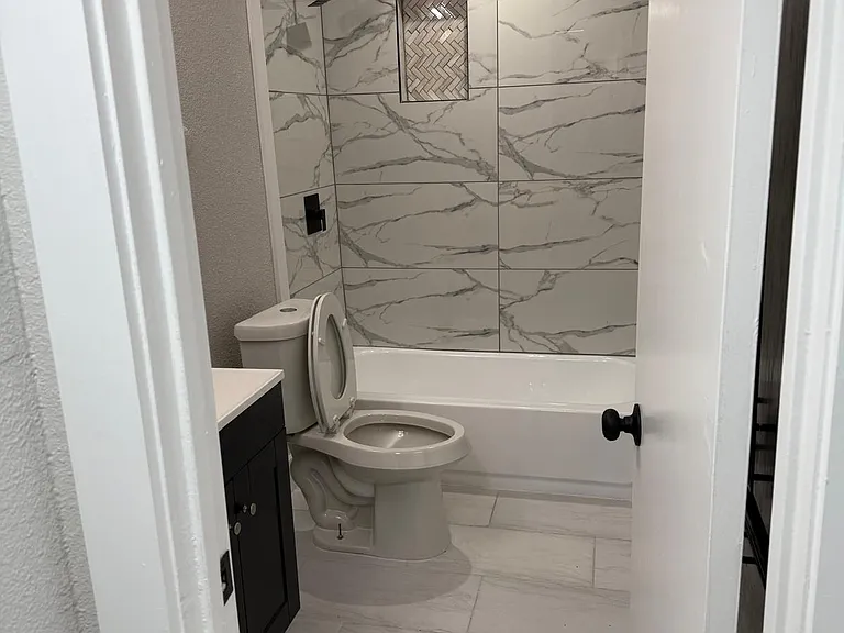 7107 Holly Hill Dr #102 — Photo 15