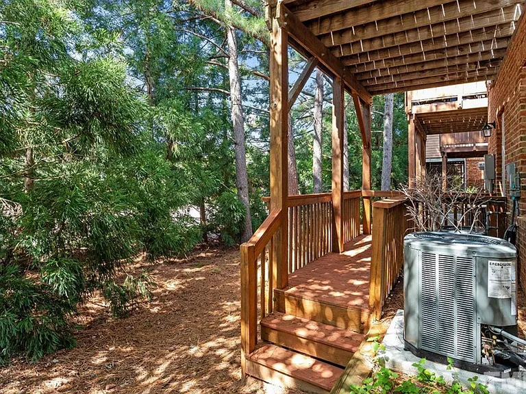 7001 Wheat Mill Pl — Photo 32