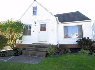 5707 Thornton Dr, Parma, OH 44129