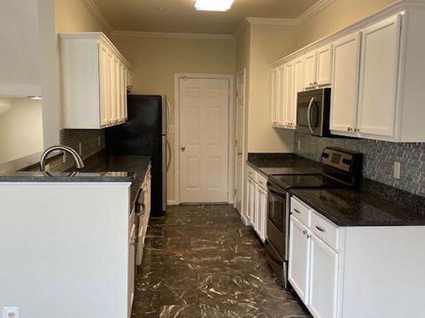 14701 Hampshire Hall Ct