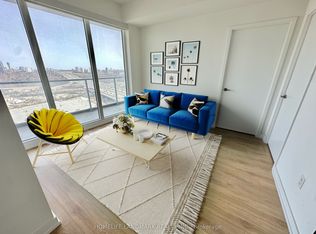 117 McMahon Dr #2011, Toronto, ON M2K 0E4