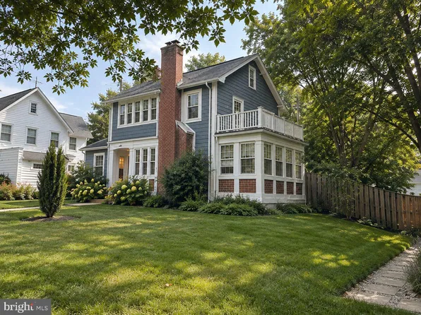 4605 Davidson Dr, Chevy Chase, MD 20815