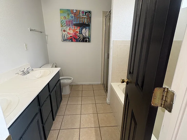 14724 Calhoun Dr — Photo 10