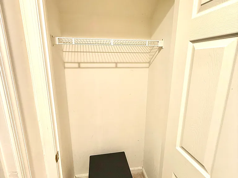 4028 Heatherstone Ct — Photo 34