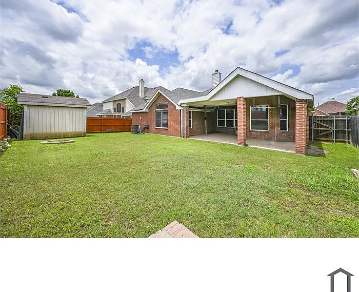 606 Primavera Dr — Photo 15