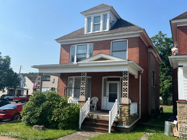 805 N 2nd St, Altoona, PA 16601