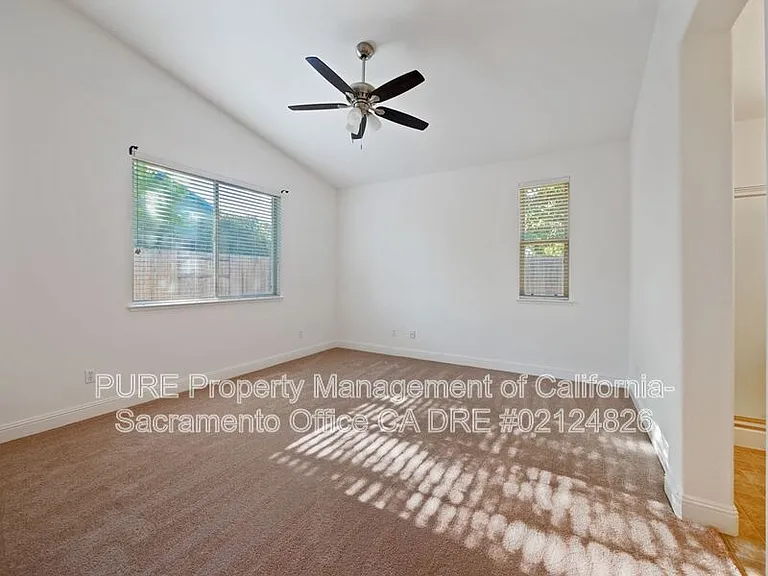 1732 Bamboo St — Photo 15