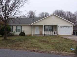 6 Morning Glory Ct, Fountain Inn, SC 29644