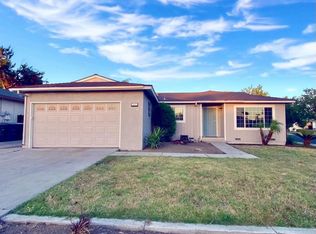 1645 Bundy Ave, Clovis, CA 93611
