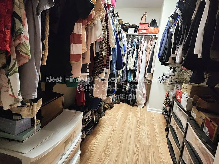 3857 Lionheart Dr — Photo 18