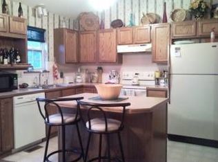 2737 S Lori Ln, Wichita, KS 67210