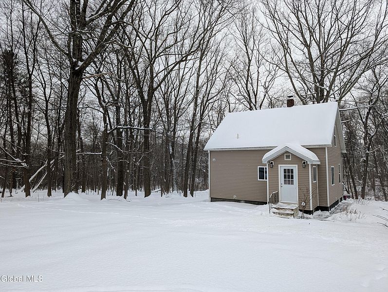 2nd image of 320 Gasner Avenue