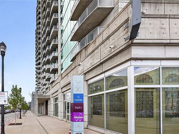 5th image of 361 17th St #1022