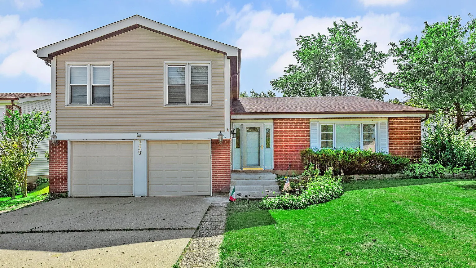 379 Alta Ln photo 1