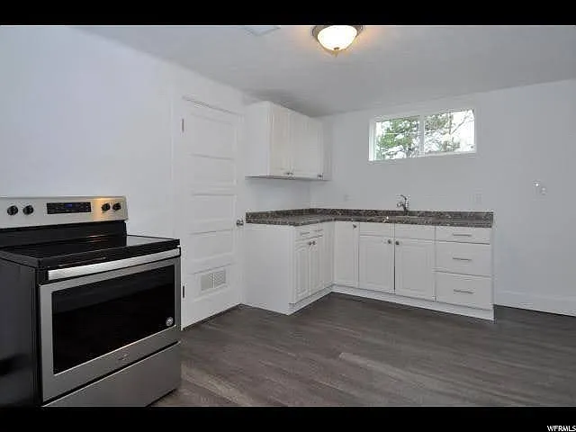 S 1830 W — Photo 3