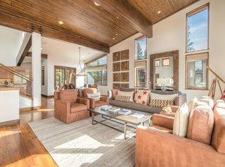 9118 Heartwood Dr, Truckee, CA 96161