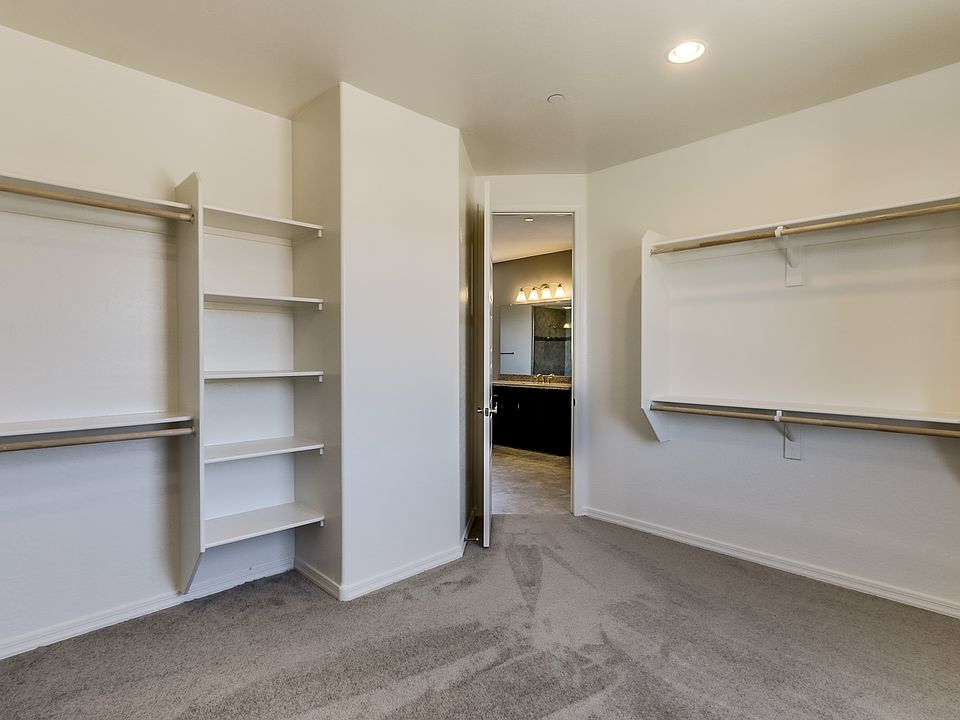 1st image of 13765 W Creosote Dr
