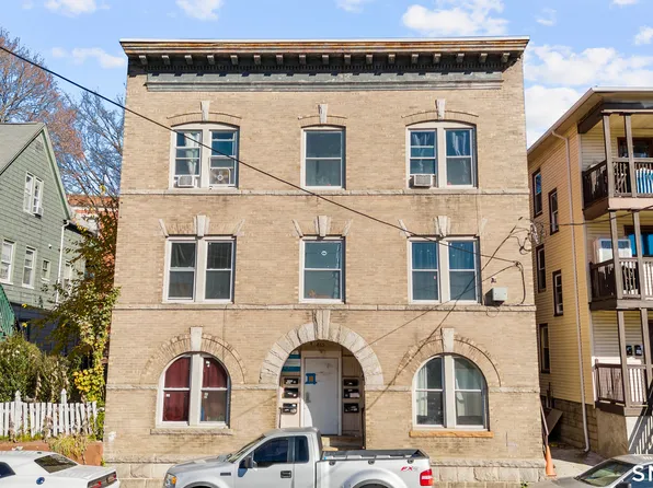 815 East Main Street, Waterbury, CT 06705