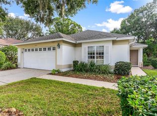 7023 Arcadian Ct, Mount Dora, FL 32757