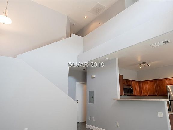 4th image of 10557 Midnight Gleam Ave
