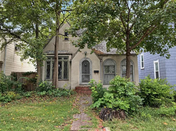 712 W Riverside Ave, Muncie, IN 47303