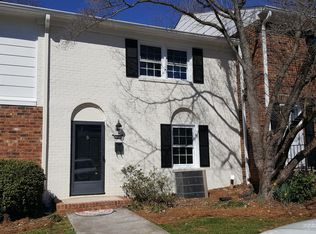 2942 E Saint Marks Rd, Winston Salem, NC 27103