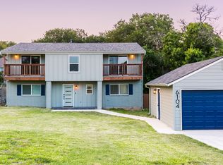 6104 Reicher Dr, Austin, TX 78723