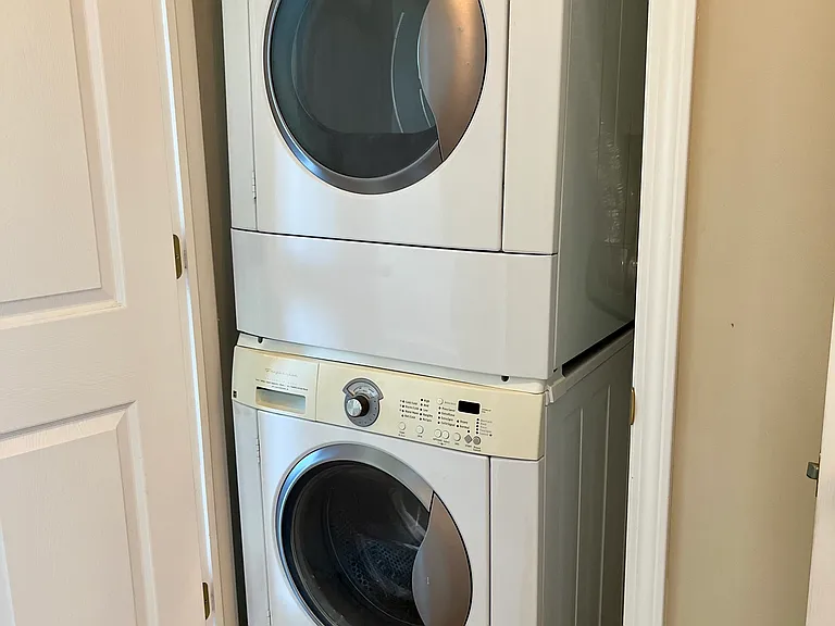 Stacked Washer and Dryer in Unit, Free to Use