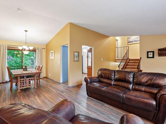 4th image of 12445 Porcupine Ct