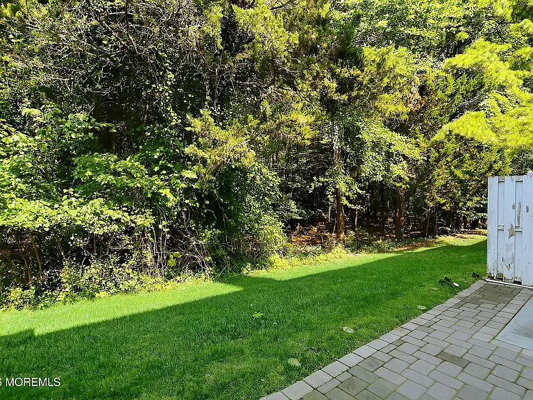 702 Carnation Dr #702 — Photo 23