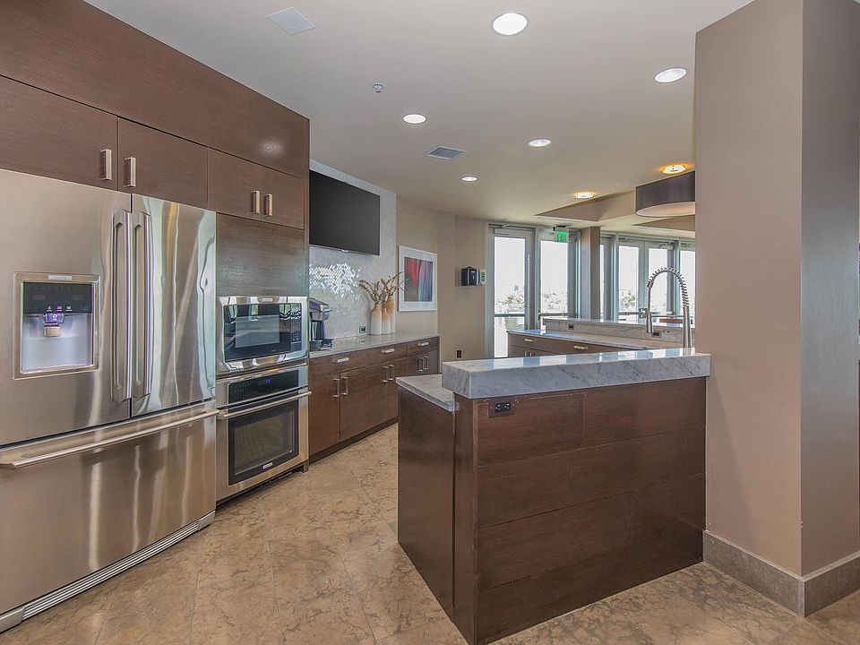1st image of 255 Washington St #405