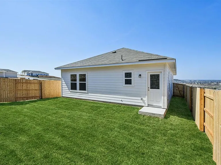 11913 Ellena Cv — Photo 31