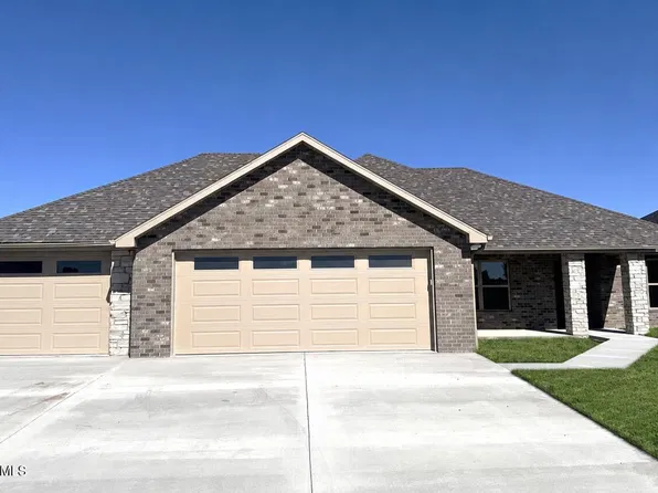 2431 Kirk Dr, Holts Summit, MO 65043