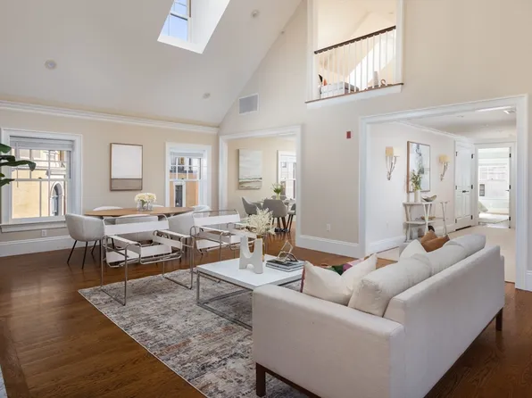 31 Mount Vernon St #4, Boston, MA 02108