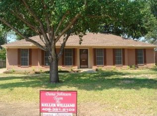 1935 Carson Dr, Beaumont, TX 77706