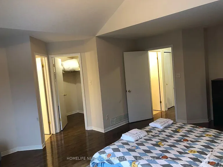 829 Whetherfield St — Photo 13