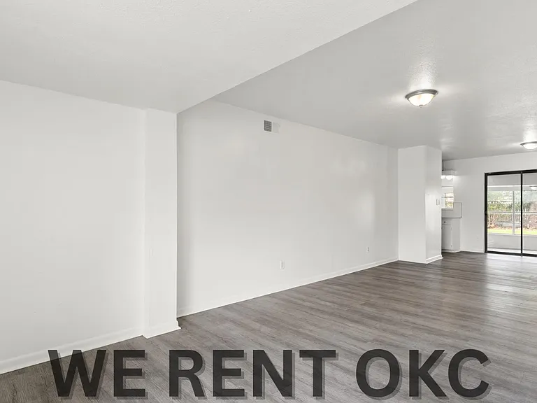 1625 SW 67th St — Photo 7