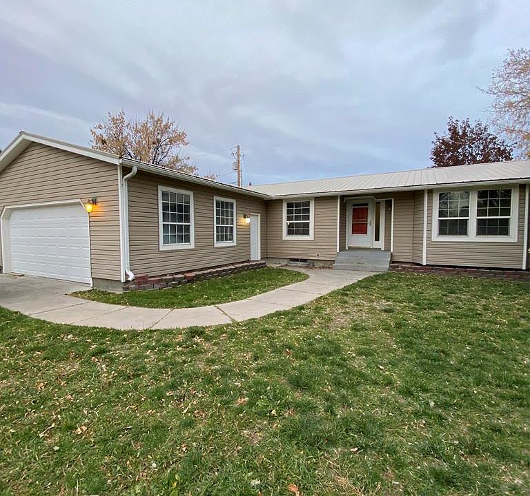 1st image of 341 Carol Ave