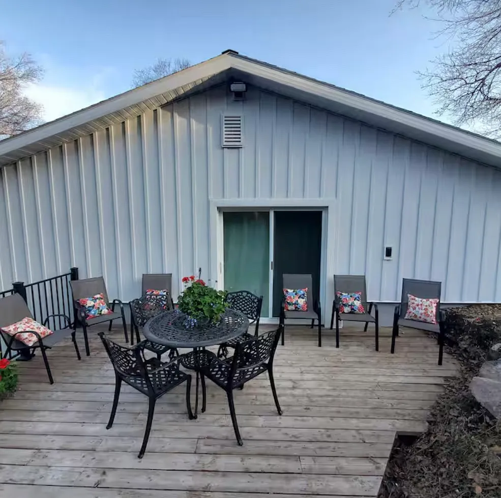 3 bed, 1856 sqft, $2,800 — Photo 2