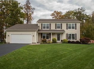 141 Arborway Ln, Rochester, NY 14612