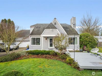 25825 12th Avenue S, Seattle, WA, 98198