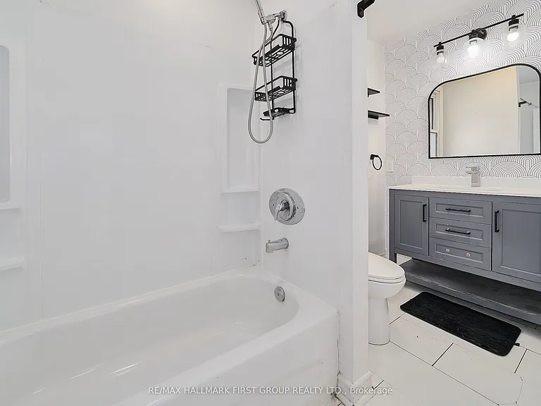 314 Nassau St — Photo 21