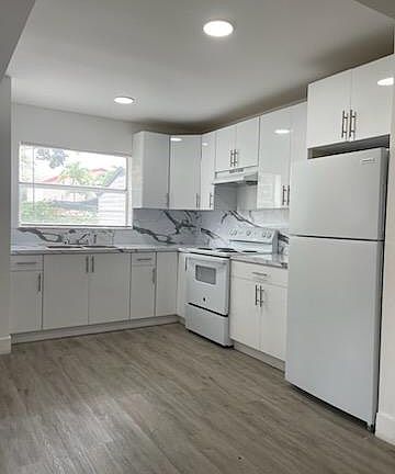 3rd image of 5425 W 24th Ave #87
