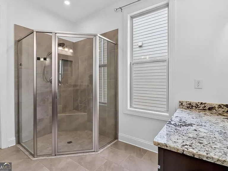 408 Cottonwood Cir — Photo 21