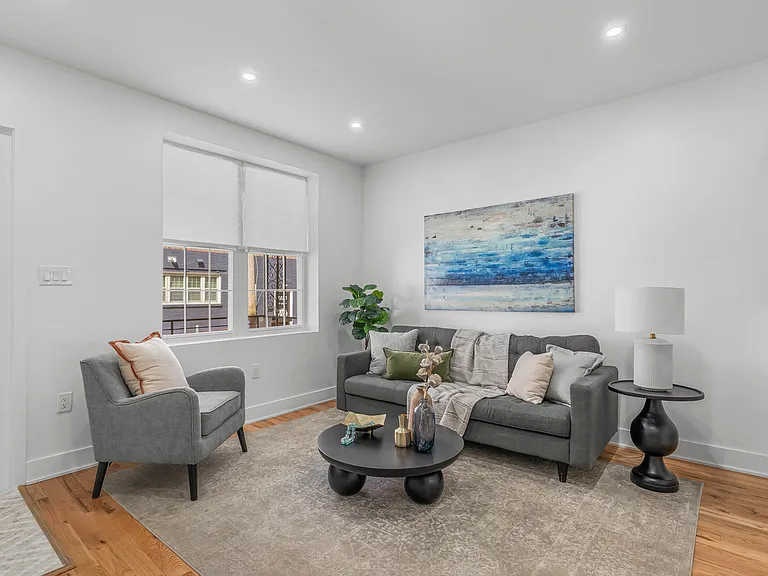 5118 Chancellor St — Photo 17