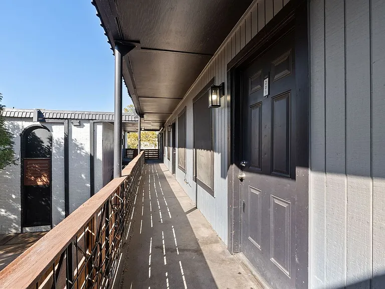 Anderson Flats — Photo 108